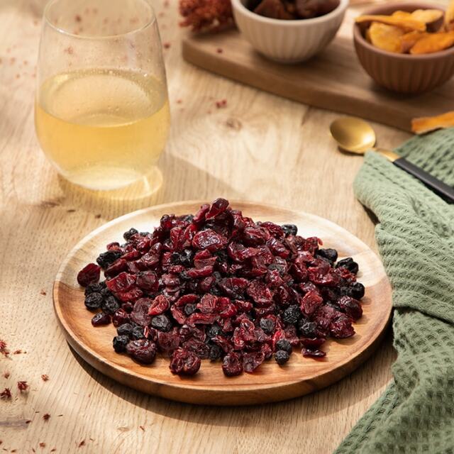 Holland & Barrett Cranberry & Blueberry Mix 420g - 4