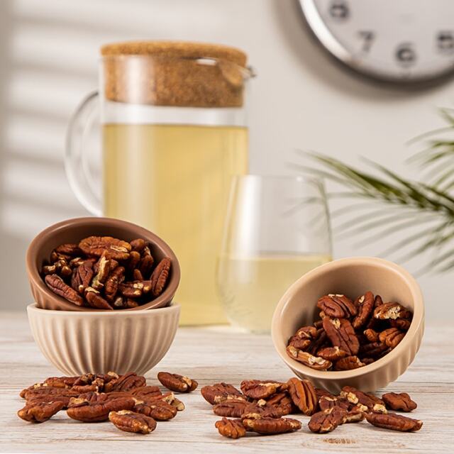 Holland & Barrett Pecan Halves 200g - 4