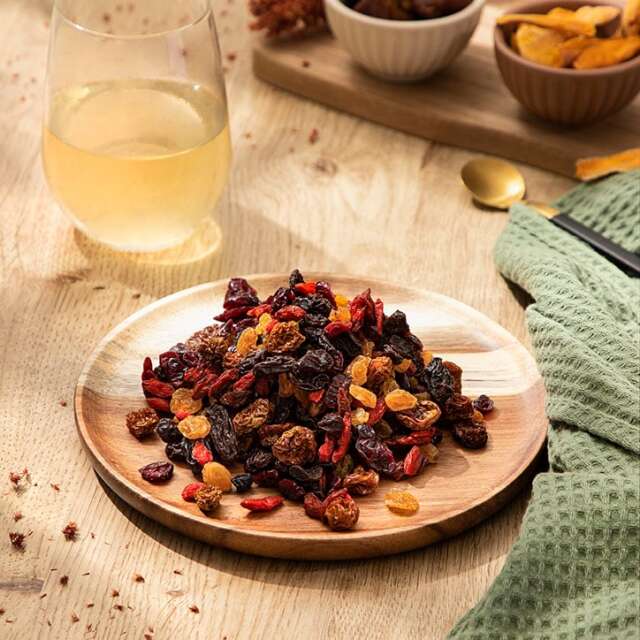 Holland & Barrett Super Berry Mix 210g - 4