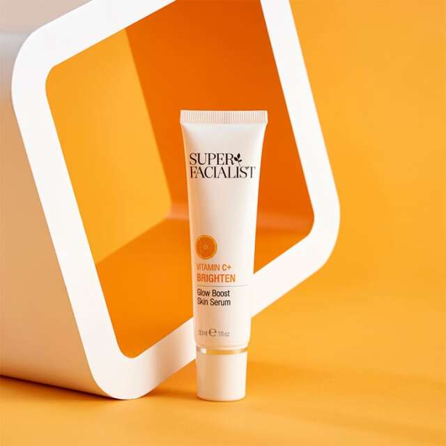 Super Facialist Vitamin C Glow Boost Skin Serum 30ml - 3