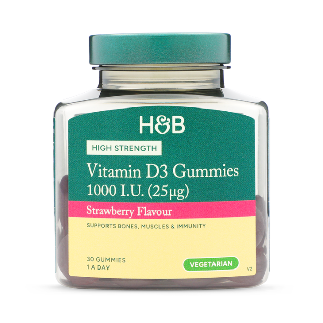 Holland & Barrett Vitamin D 1000 I.U. (25ug) Strawberry Flavour 30 Gummies - 1