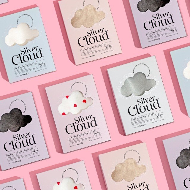 silvercloud_heartsgiftset_pillowcase_sleepmask_scrunchie_3pcs9001125_i